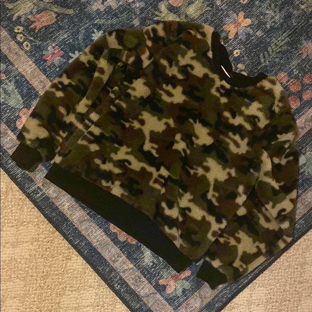 No Boundaries Camouflage Sweatshirt - Green, Brown, Black